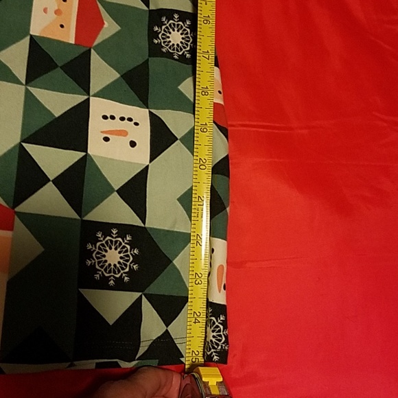 Top, LulaRoe Christmas shirt, 3/$15, Large - Picture 6 of 7